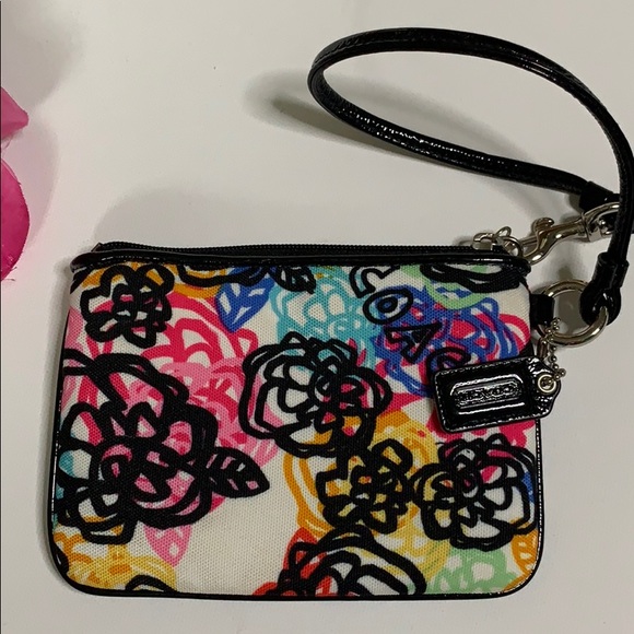 Coach Wristlet Floral Colors of the RAINBOW - Picture 4 of 7